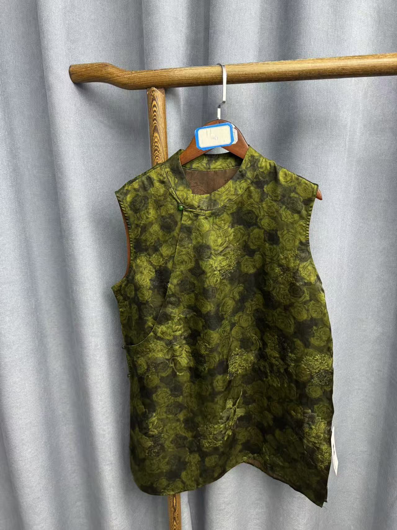 2025夏季新款时尚简约新中式桑蚕丝香云纱奥黛提花上衣女Y863