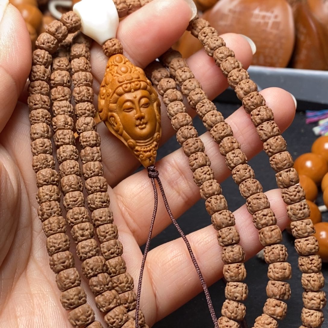 吊坠猴头核桃橄榄