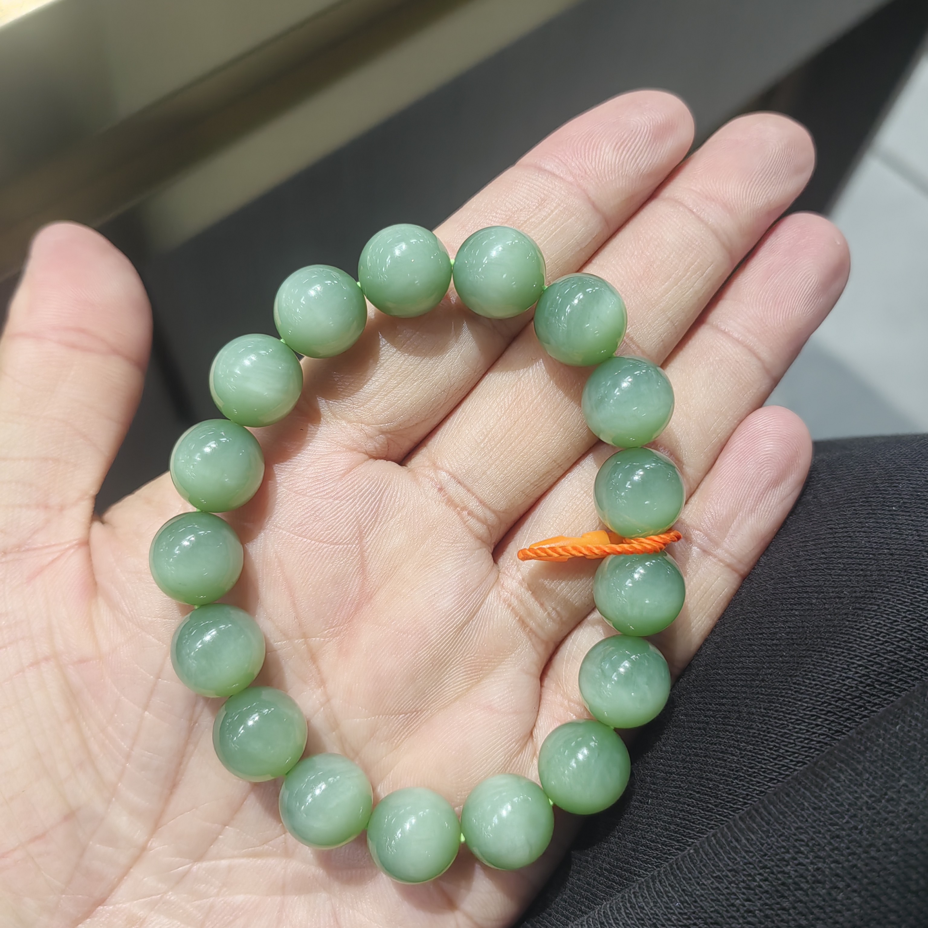 俄罗斯碧玉粉绿猫眼手串