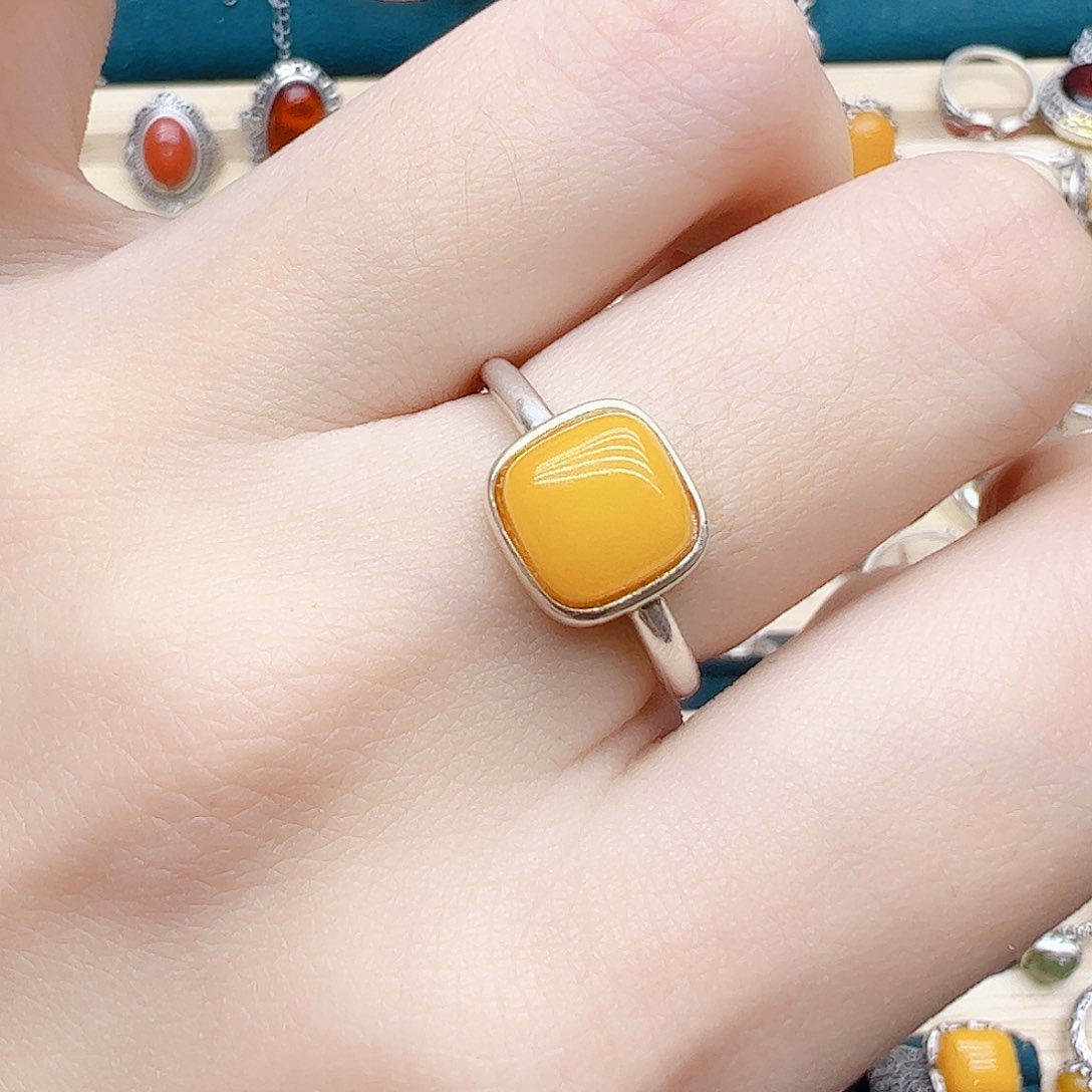 蜜蜡戒指银S925镶嵌天然