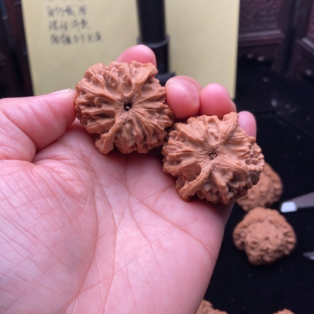 @***ㅤ文玩核桃吊坠38/37:5苹果圆