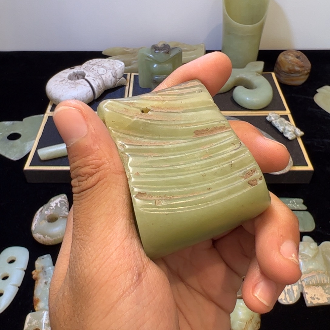 黄***哥玉玉摆件瓦子器形