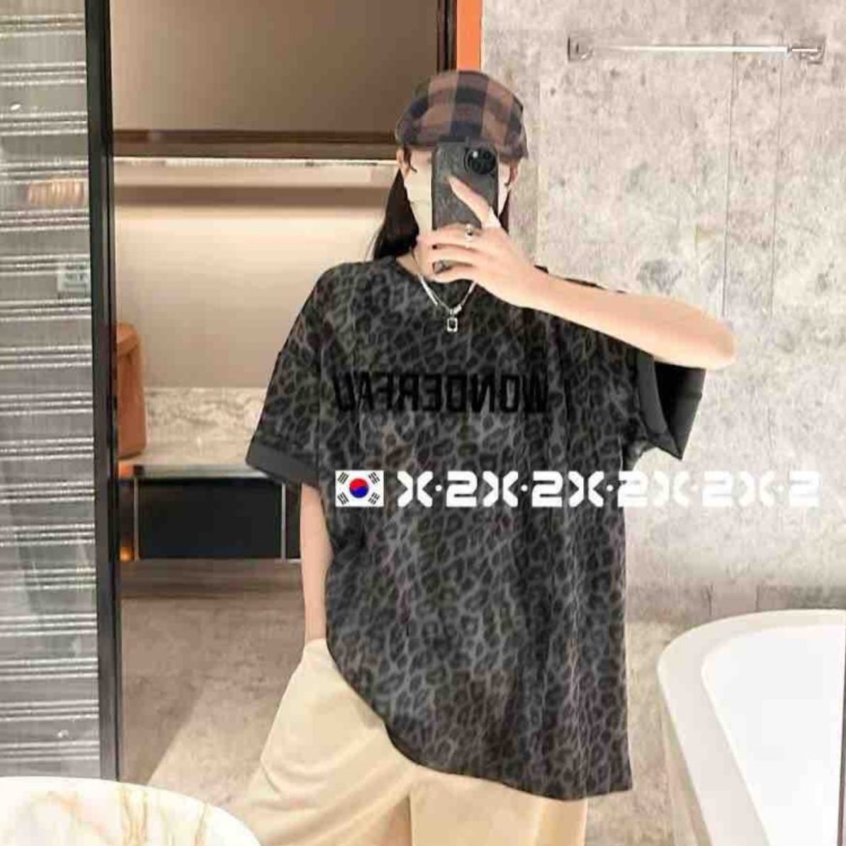 摇滚风豹纹韩版字母运动纯色T恤休闲植绒纽扣