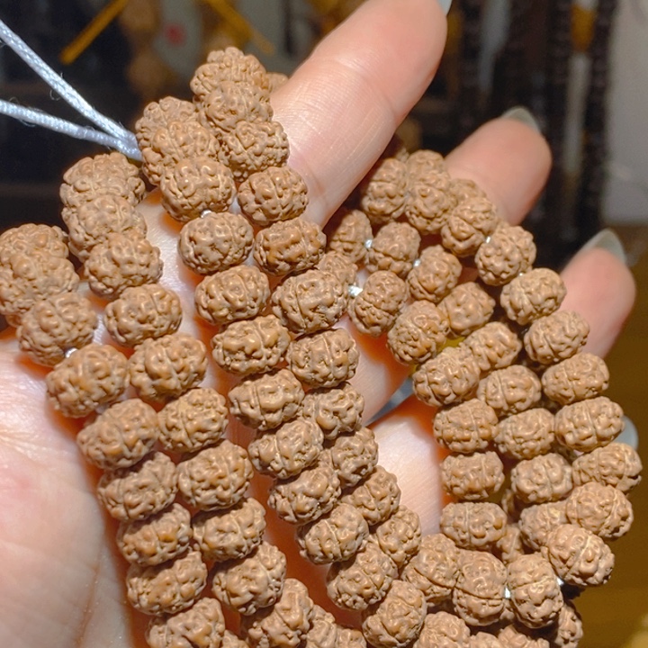 野生老树王小金刚脖挂