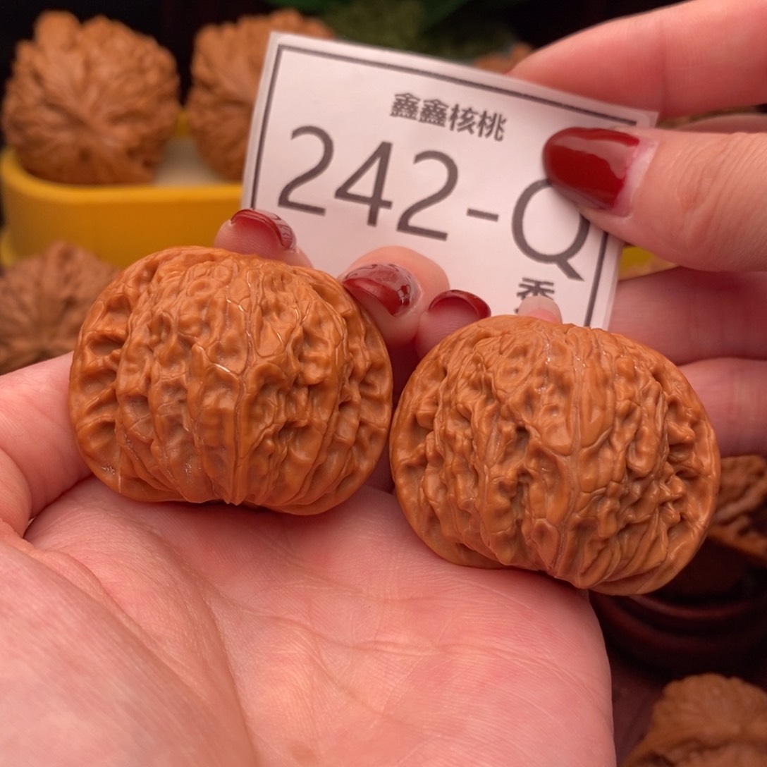 文玩核桃把件骑****?正磨40