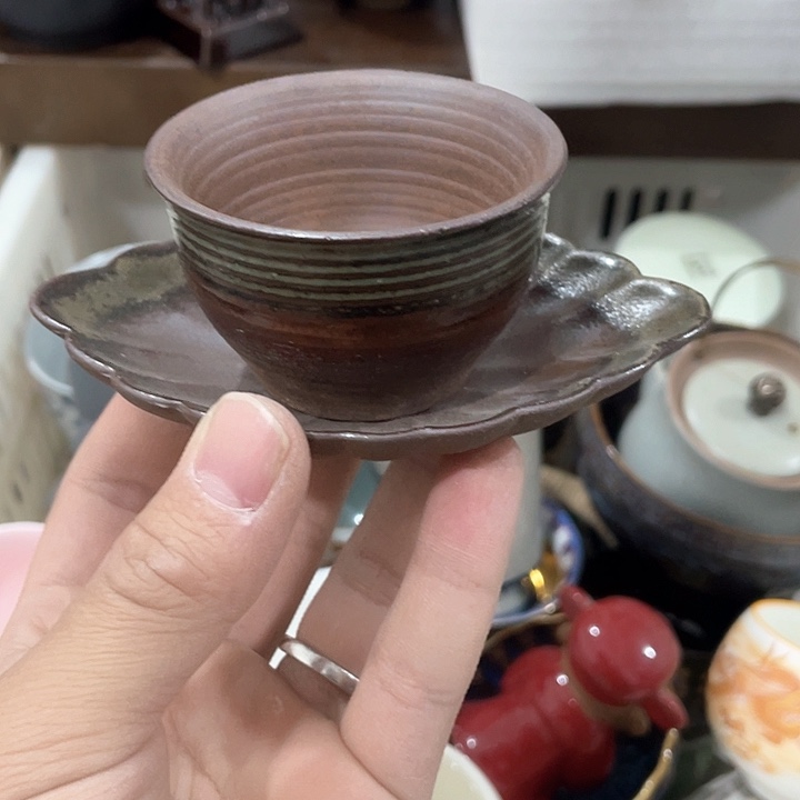 陶瓷茶具全部清清完回家过年