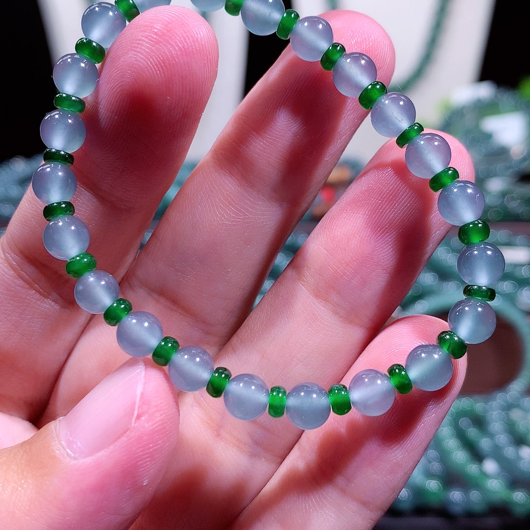 翡翠未镶嵌手链天然a货翡翠手串6