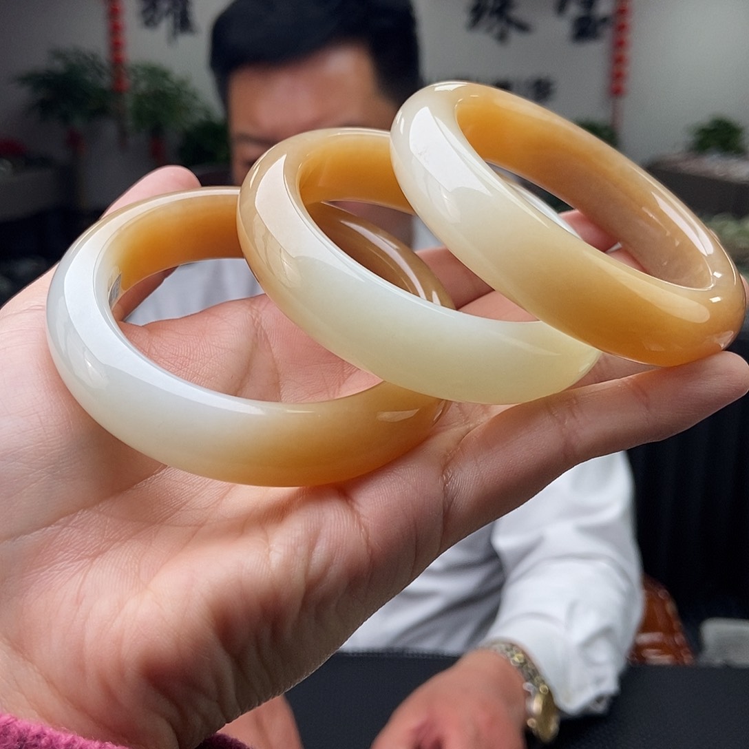 和田玉54-57颜色多样性发拍一发一未镶嵌