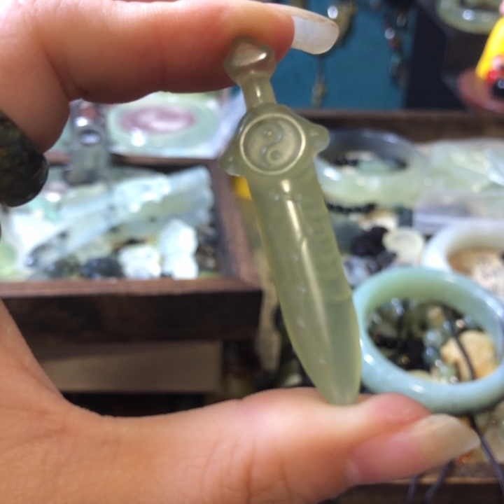 岫玉未镶嵌岫玉耳环
