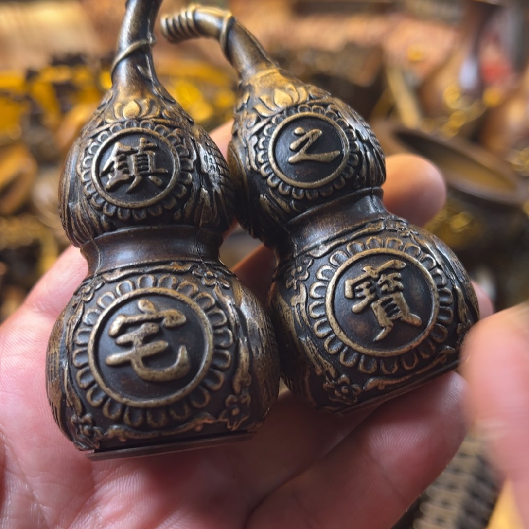 茶壶香炉铜器摆件