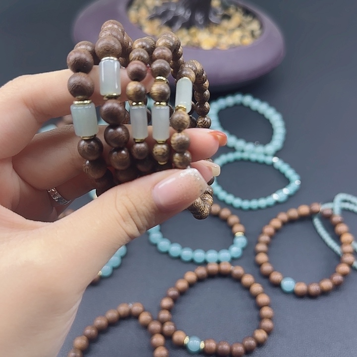 姗***姐翡翠未镶嵌颈饰天然翡翠A货