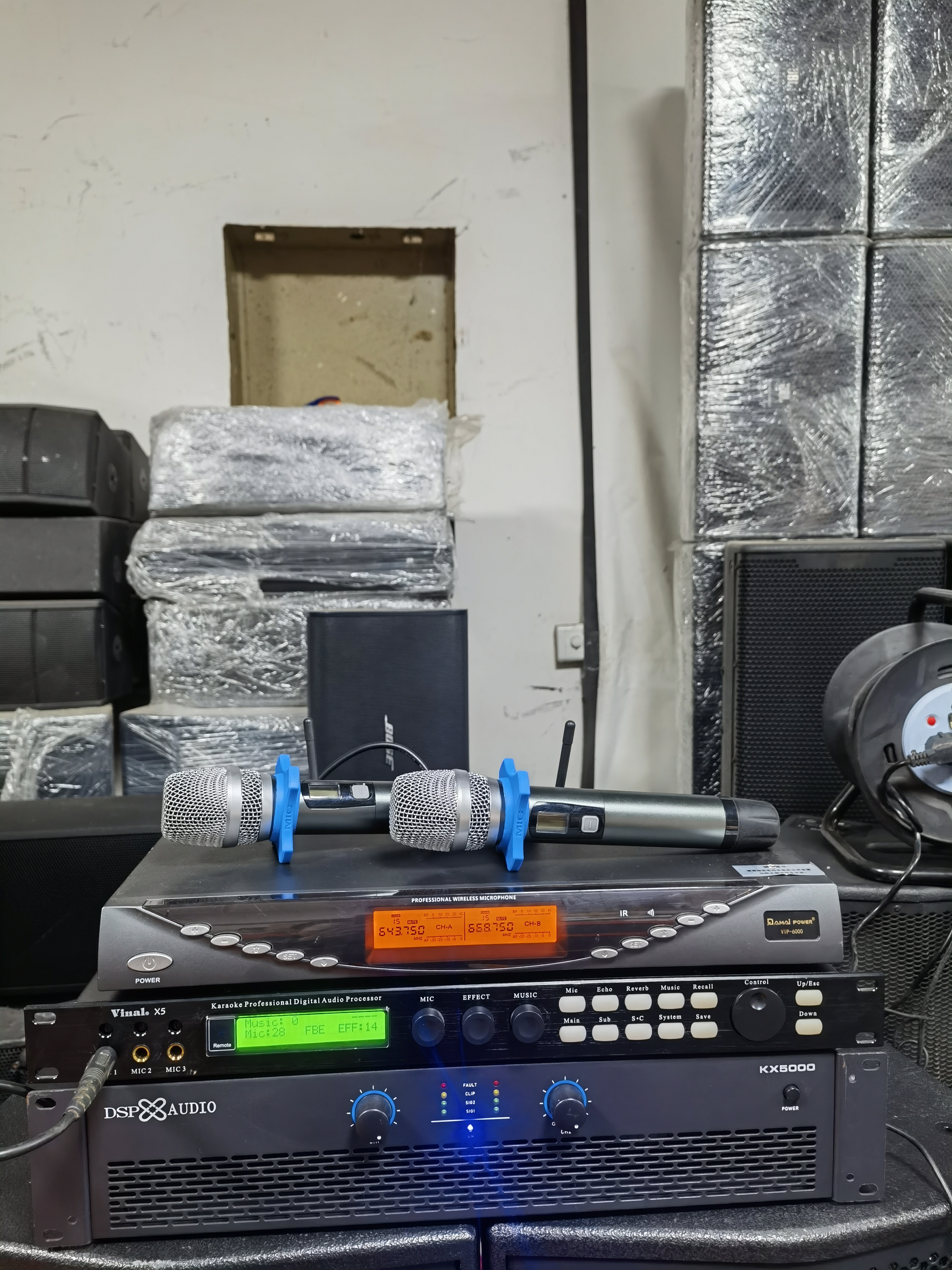 9新  二手设备功放➕效果器➕话筒，不包邮
