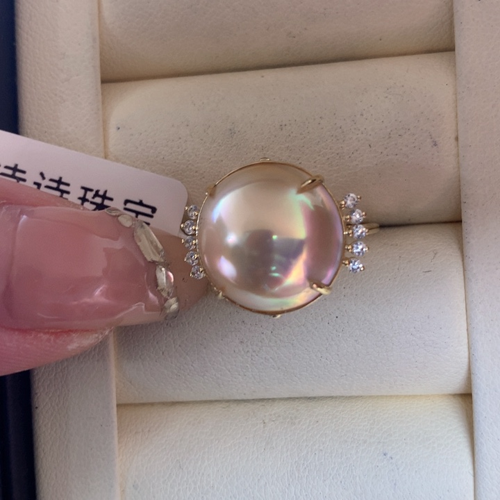 18K金镶嵌戒指拼合珍珠（马贝珠）