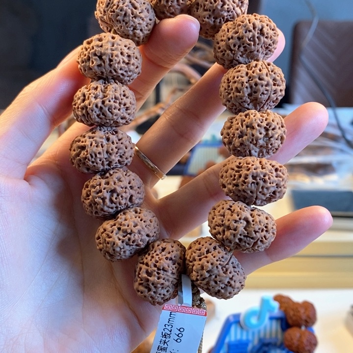金刚菩提手串4。菠萝蜜夹板23mm