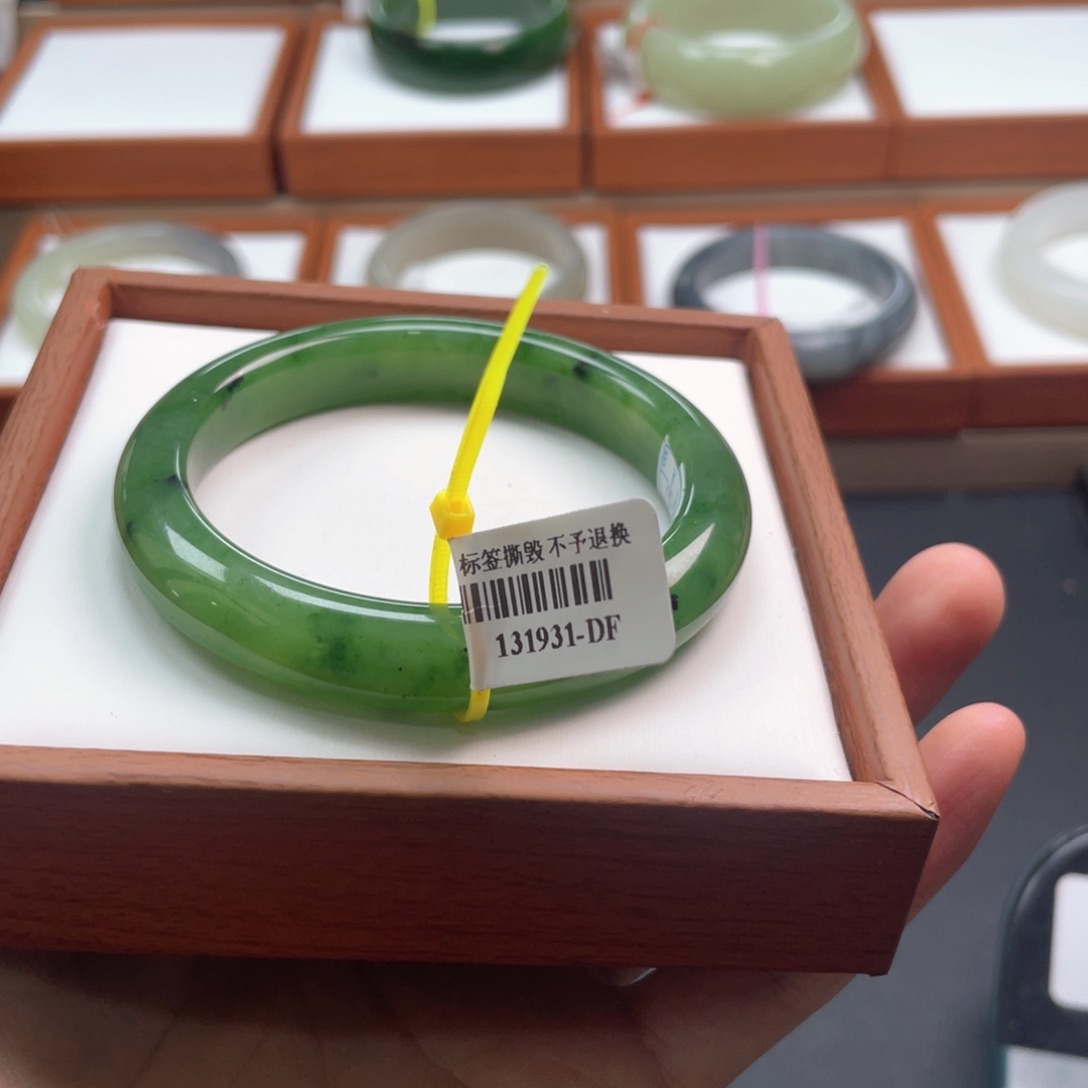 【闪购商品】未镶嵌手镯和田玉链接106碧玉55.4