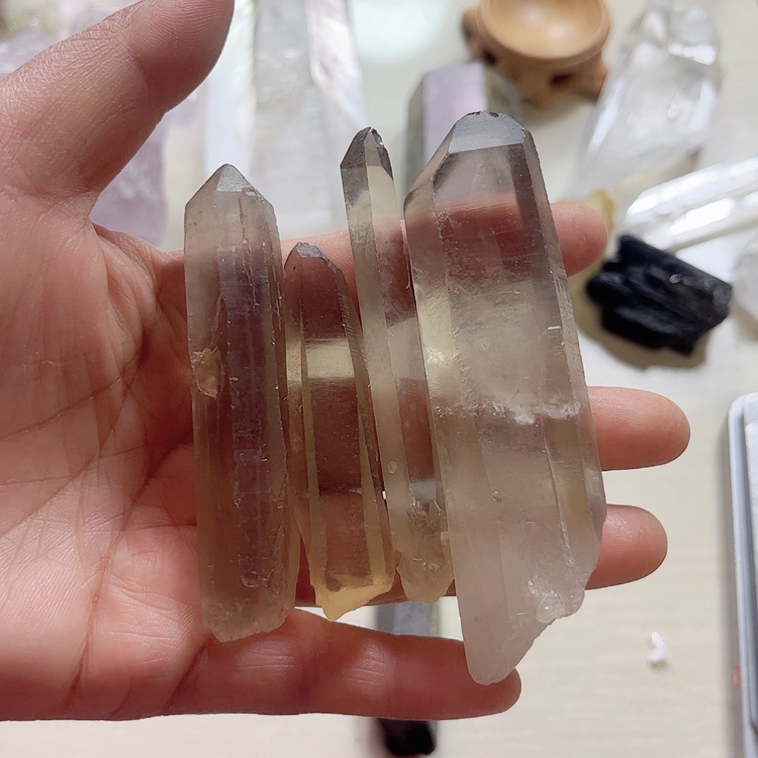水晶天然水晶原石未镶嵌d****a