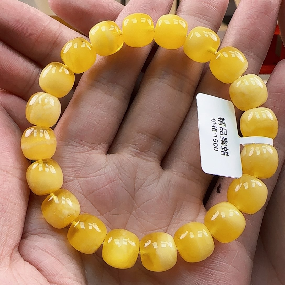 琥珀裸石未镶嵌蜜蜡