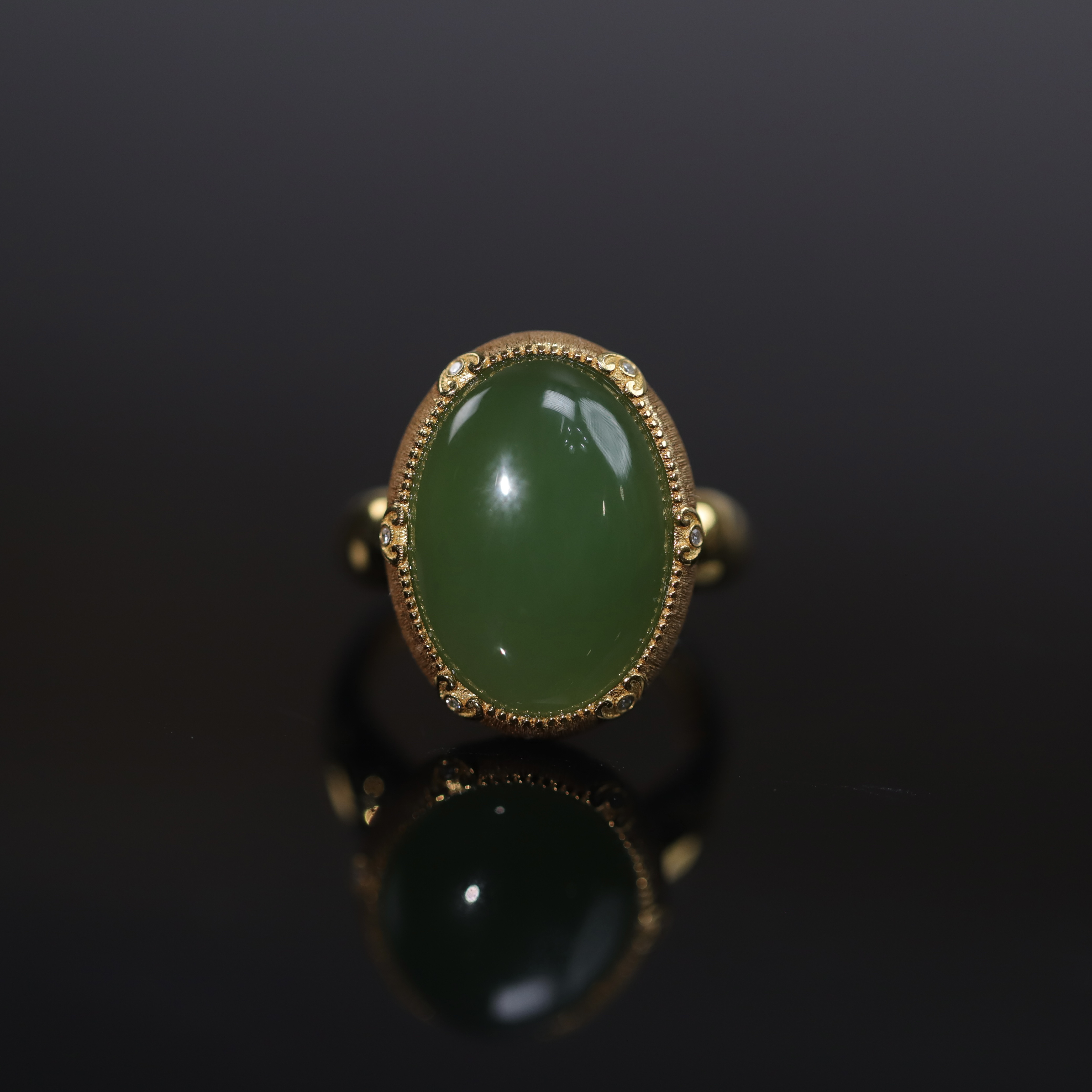 和田玉碧玉如意椭圆戒指18K金气质复古精致古风经典时尚女士