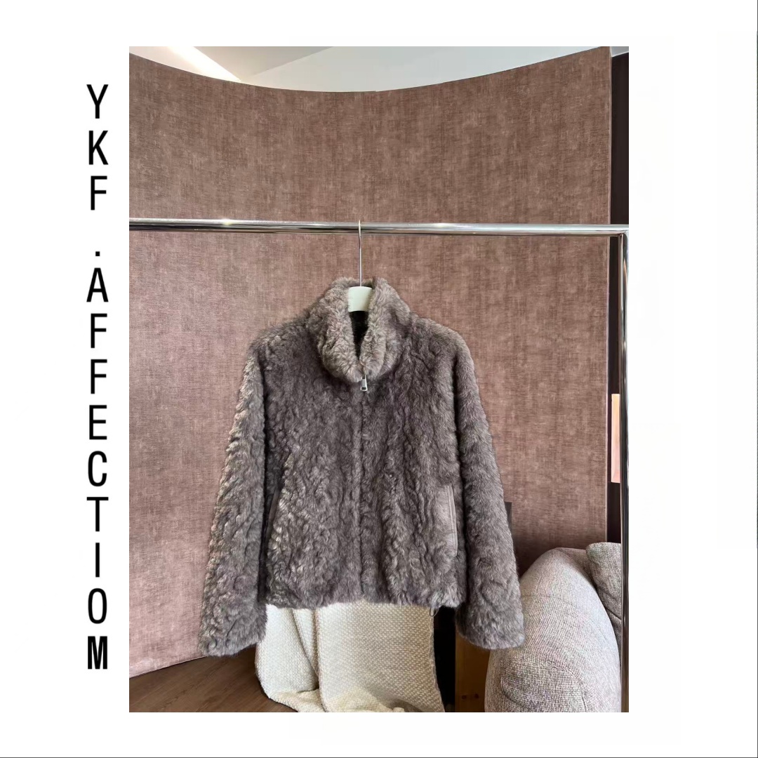 （万人迷）新款超好看小香风一体短外套10328