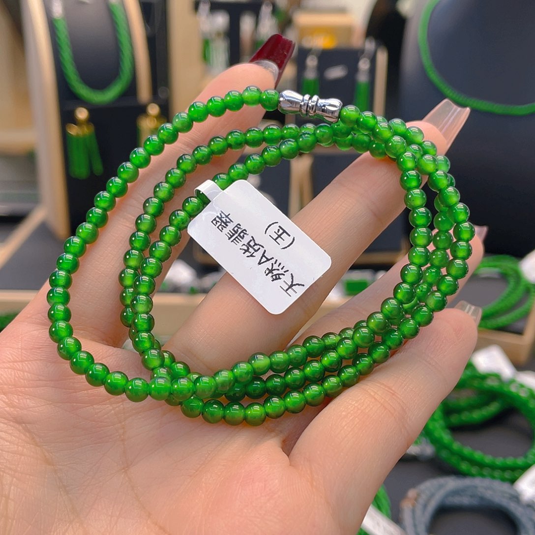 翡翠项链未镶嵌逝***华卡4