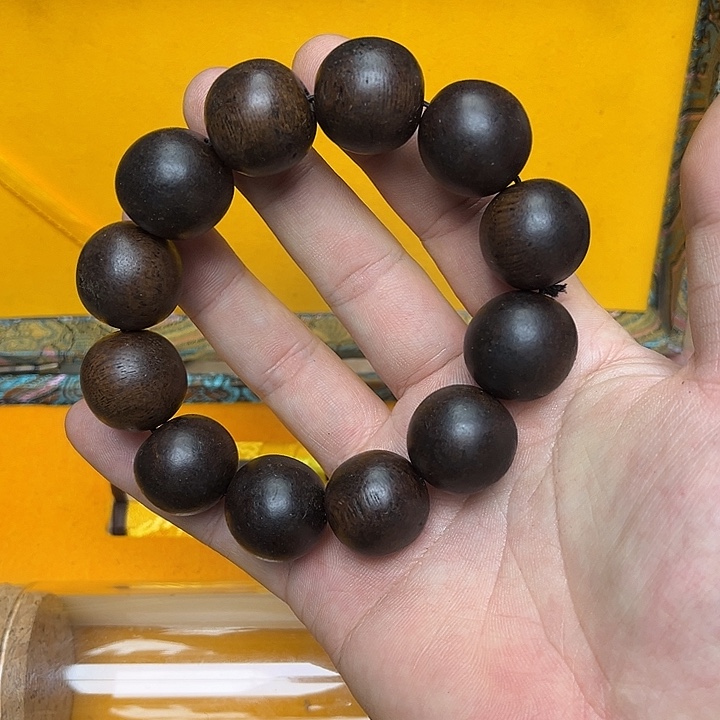 大叶紫檀（黑酸枝木类）