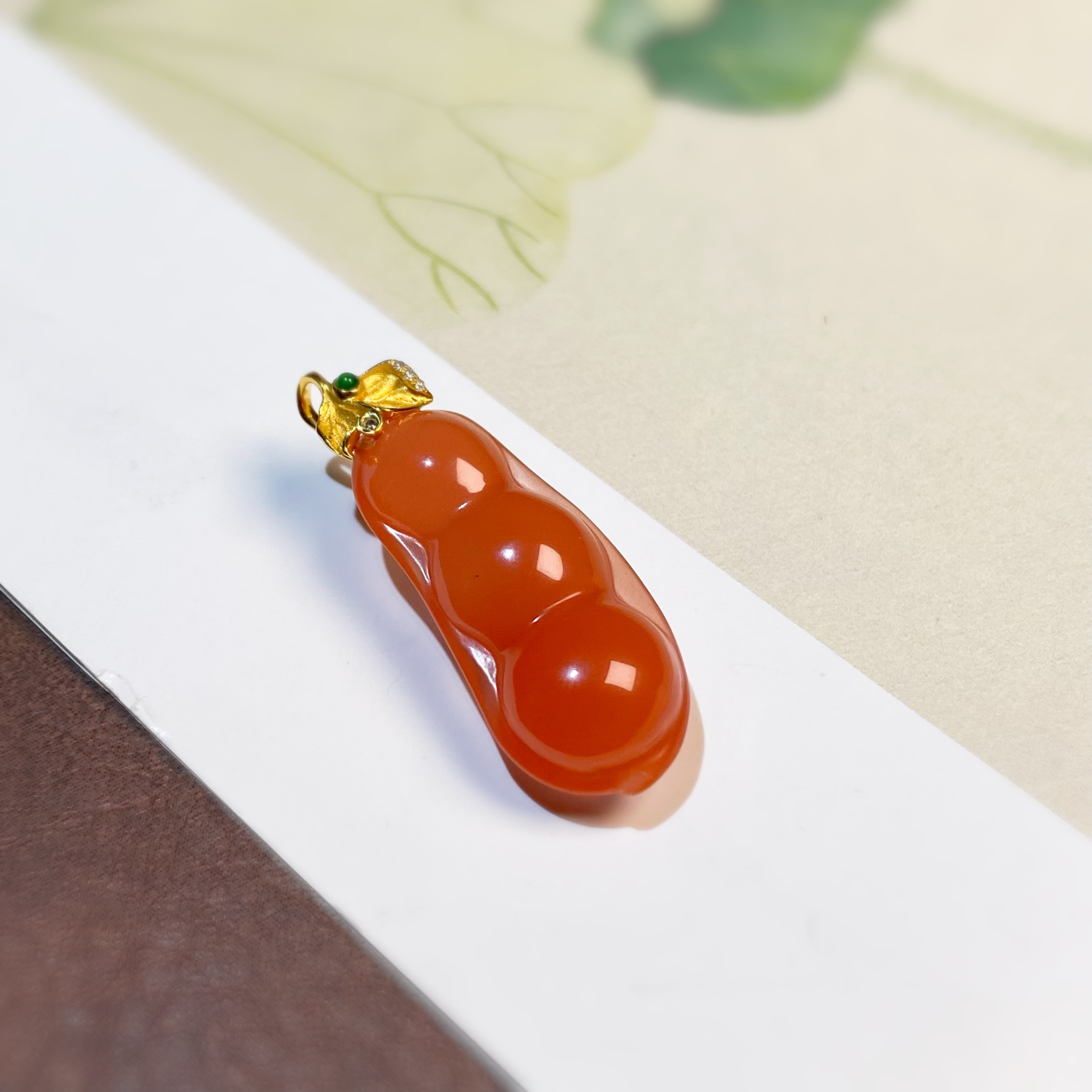天然原矿南红 樱桃红福豆吊坠➕18K金镶嵌 简约时尚 日常百搭 