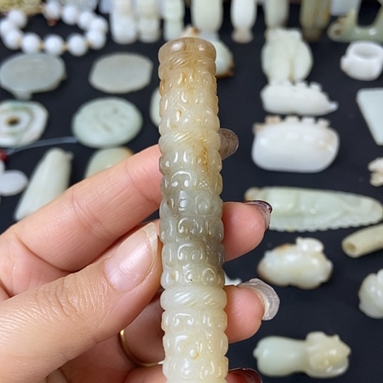 和田玉（糖玉）未镶嵌挂件