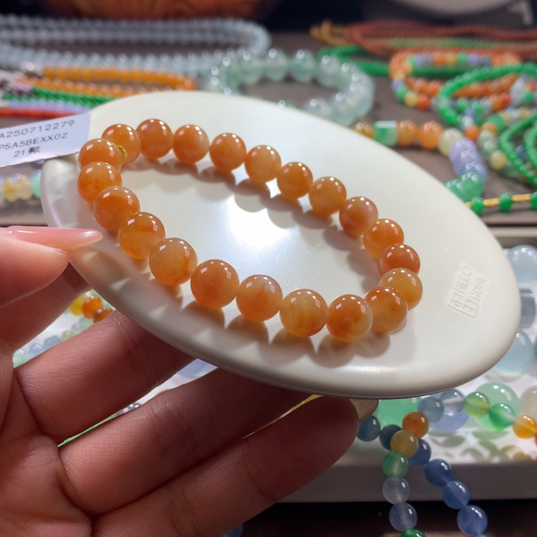 翡翠未镶嵌手链胶润细腻枫叶红卡8.8