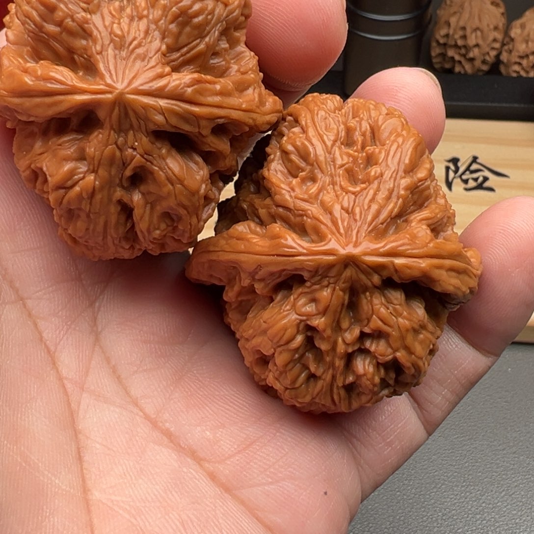 土***玊文玩核桃把件将军