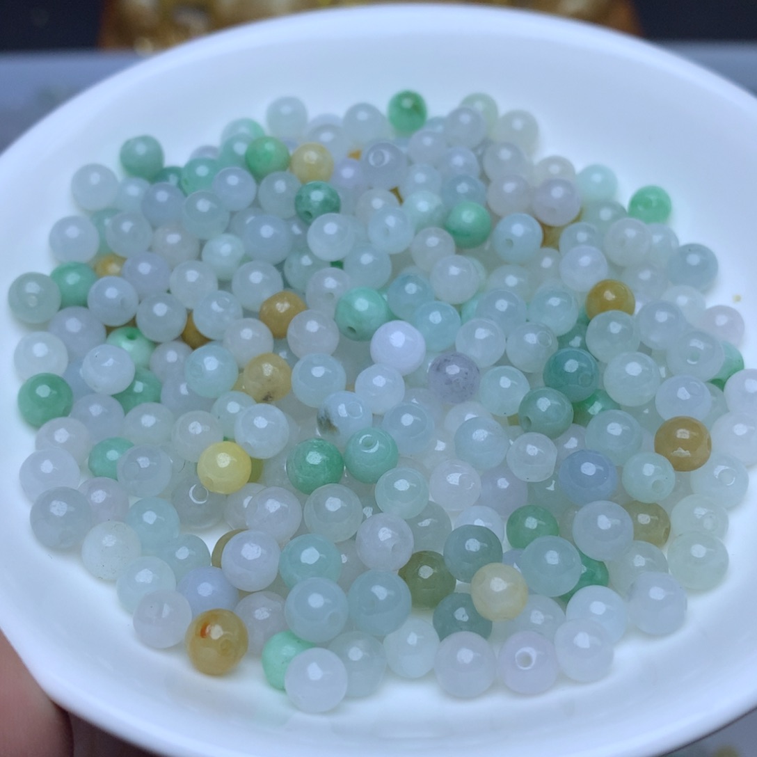 【闪购商品】翡翠手链未镶嵌卡5.5冰透三彩33个