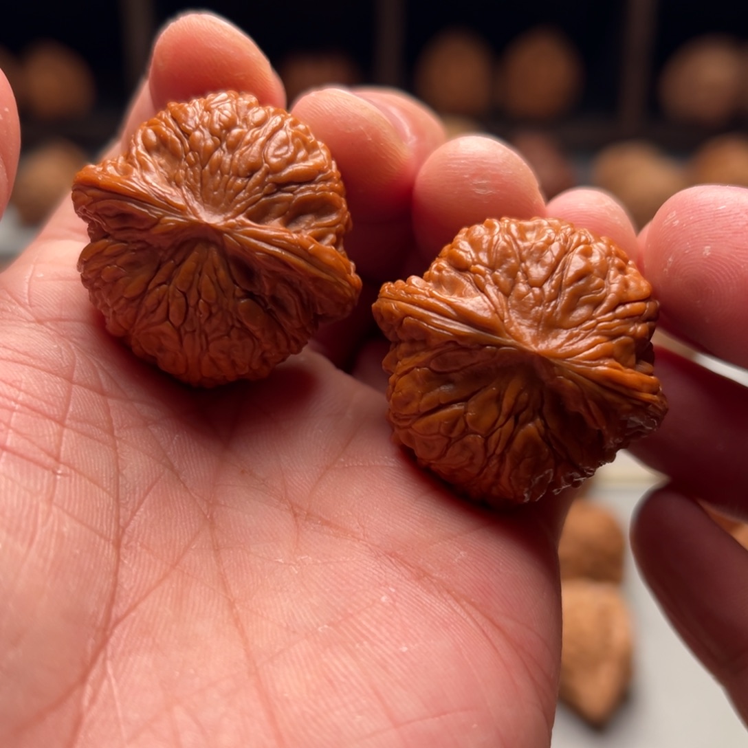 文玩核桃把件36正磨