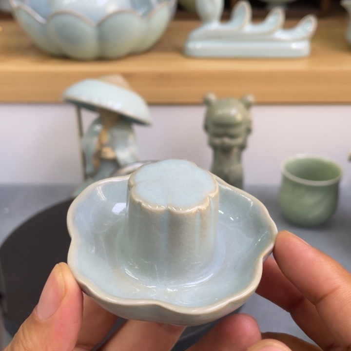 杯子微瑕梅花盖置