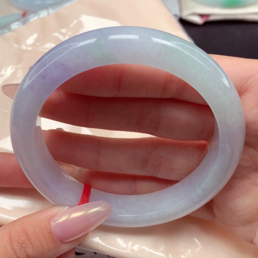 【闪购商品】翡翠手镯未镶嵌62圈