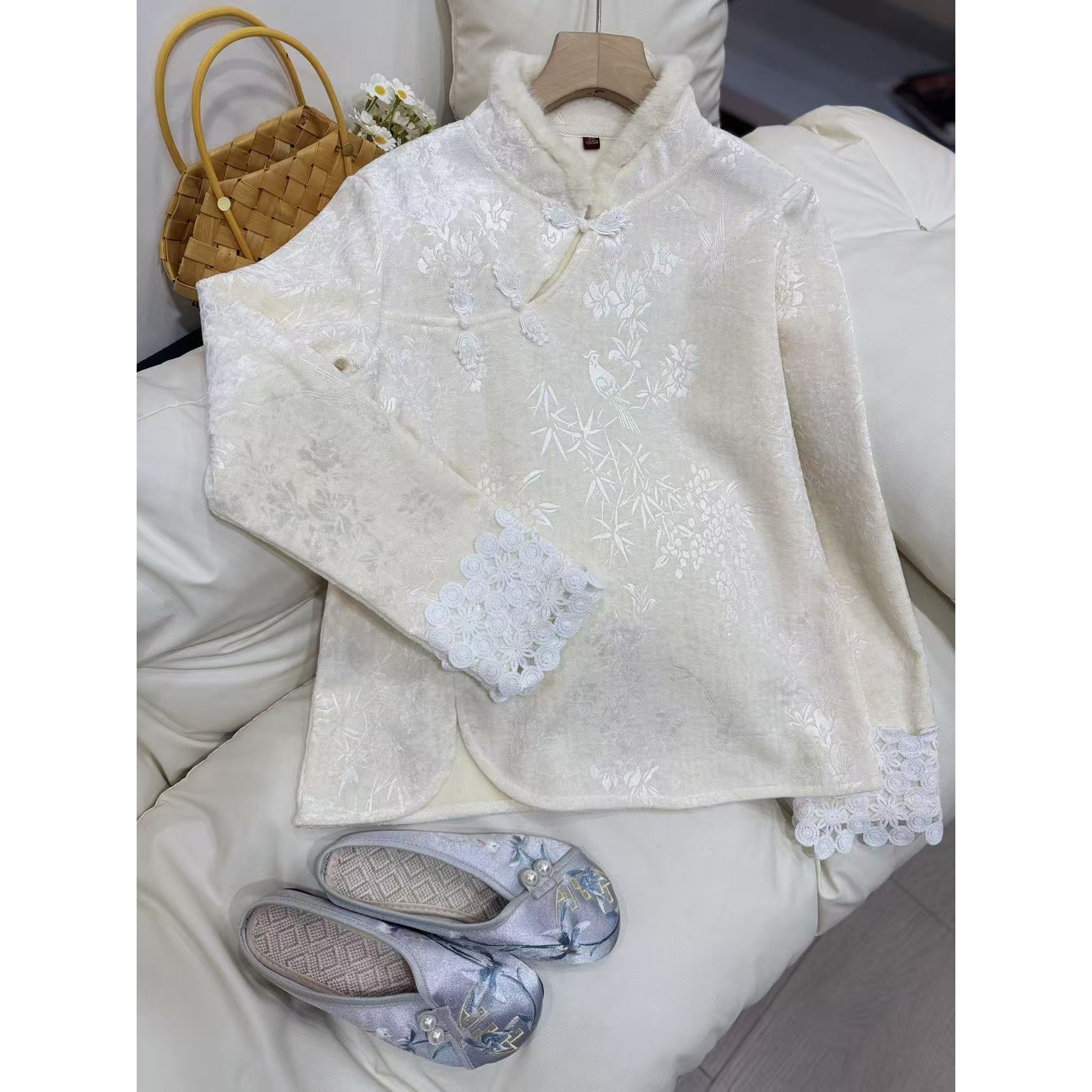 【白雀】长袖厚款斜襟立领加绒加厚款上衣中式冬季重工加厚3001