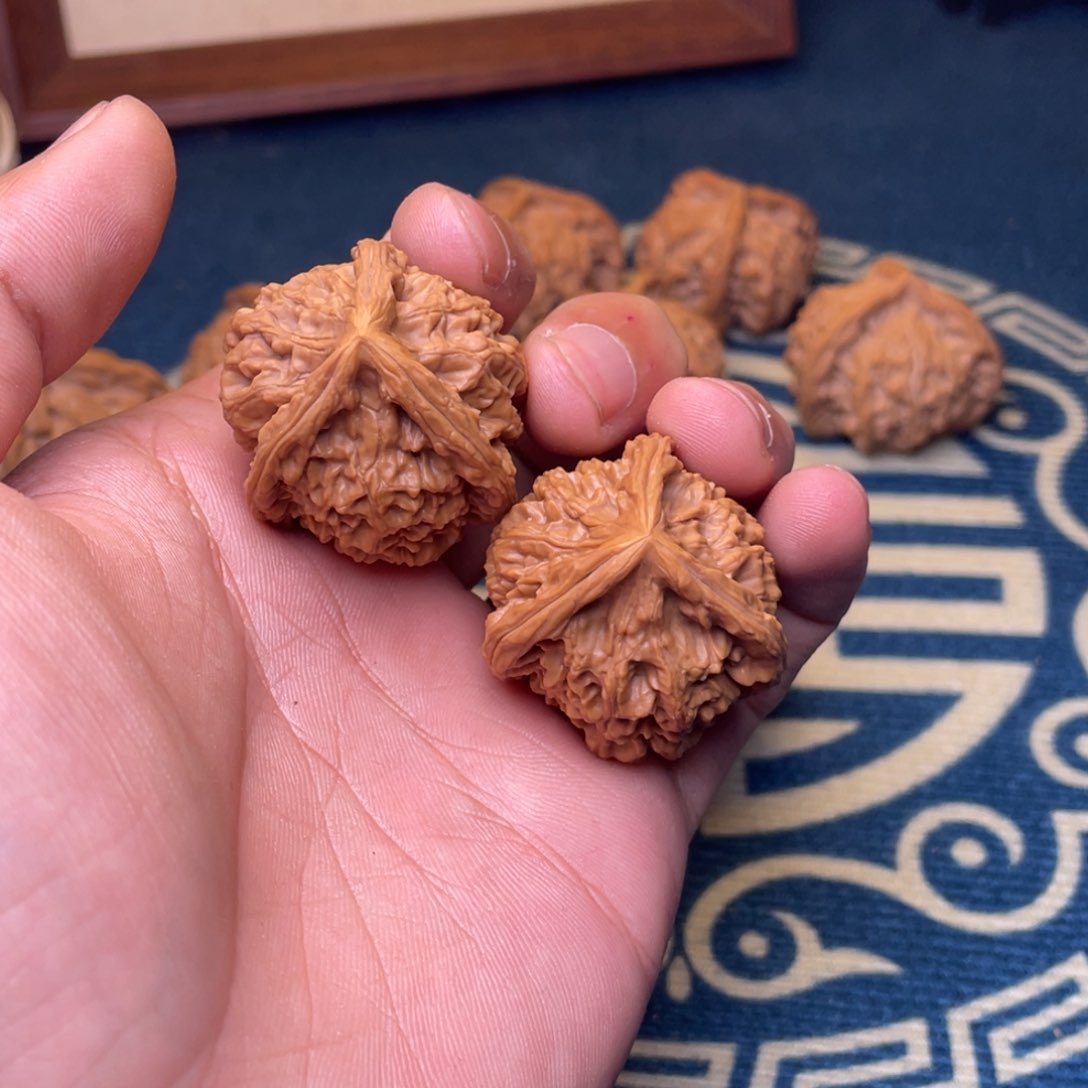 文玩核桃把件小***刘玉玺