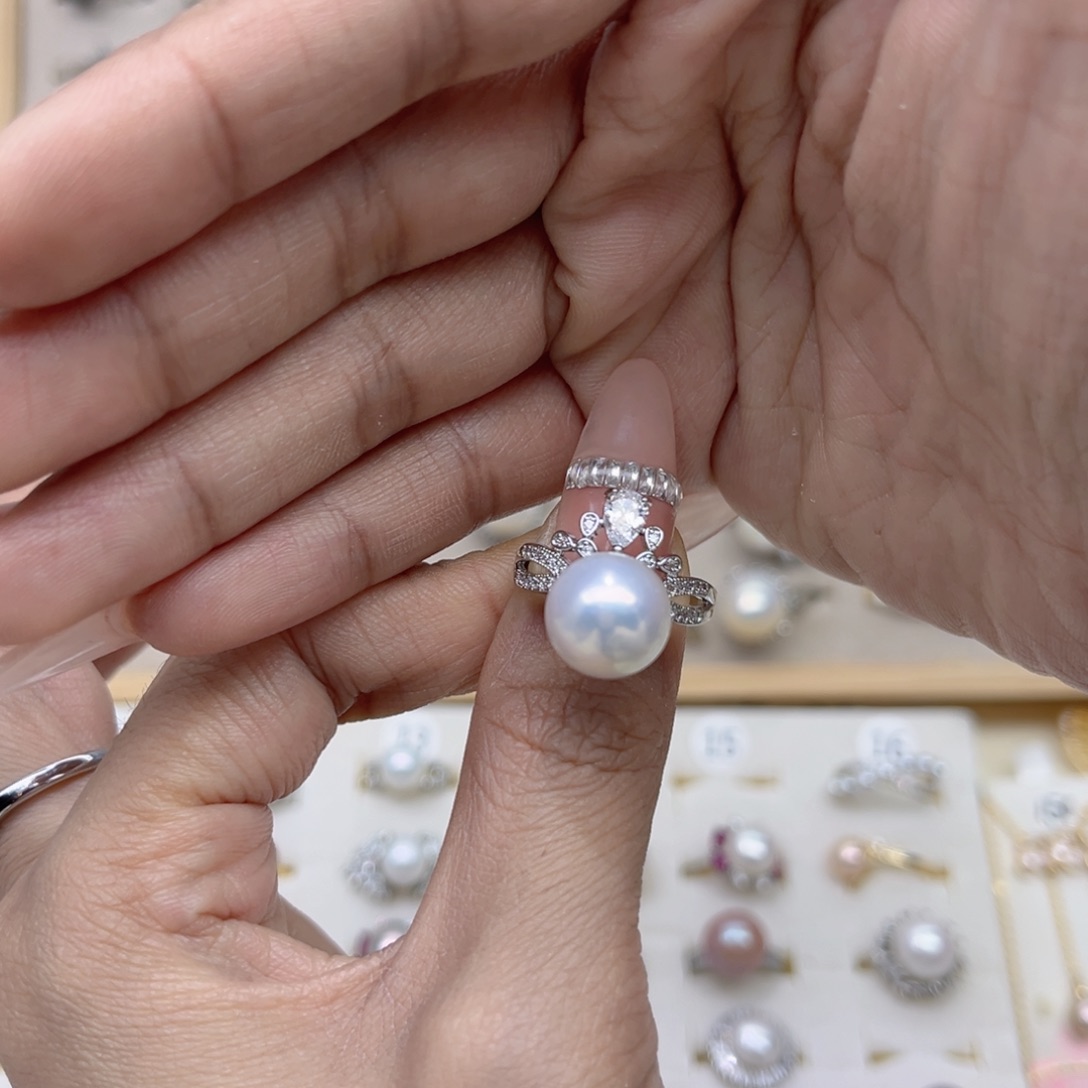 圆***嘟戒指合金淡水珍珠