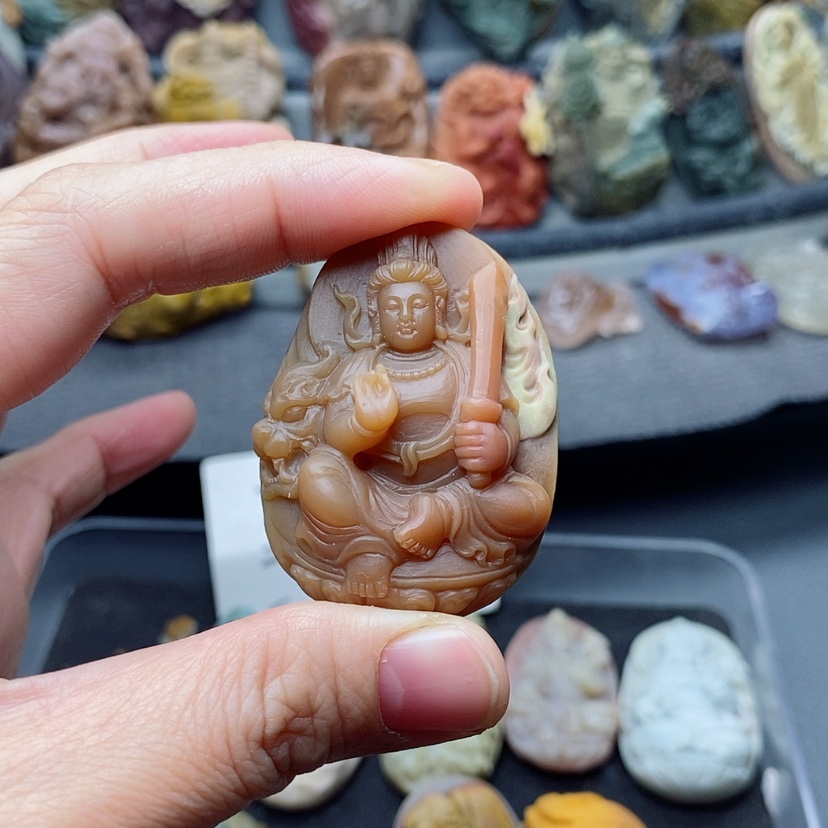 【闪购商品】定制石英质玉吊坠未镶嵌