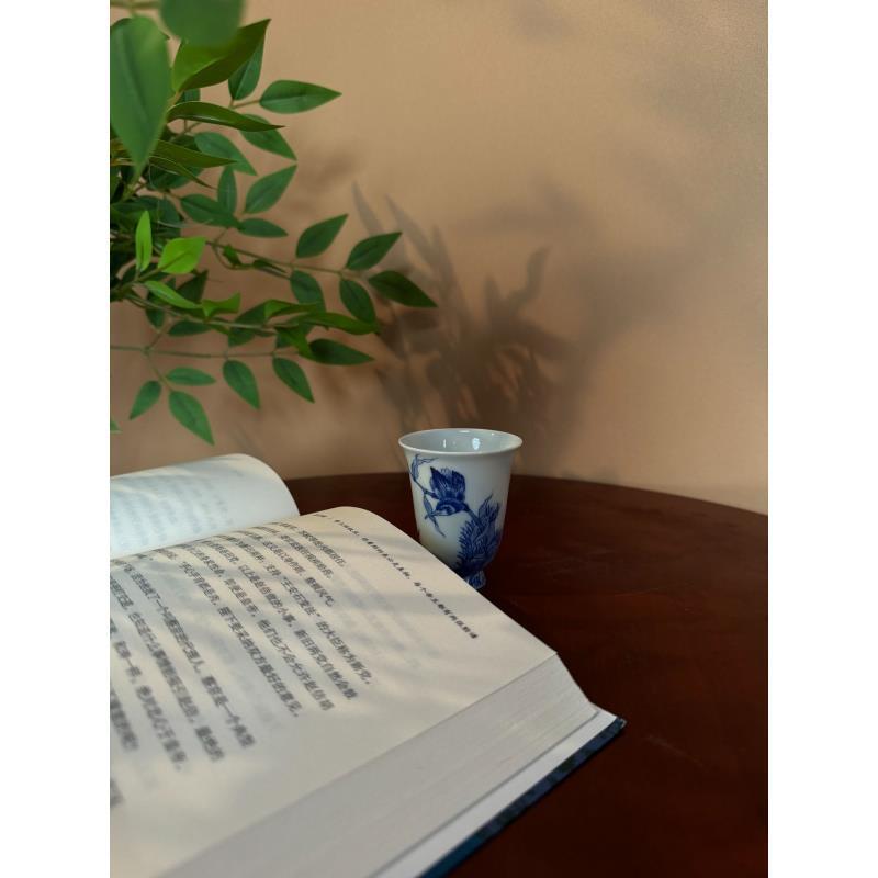 A436 【蜕观堂】景德镇手工手绘青花花鸟闻香杯