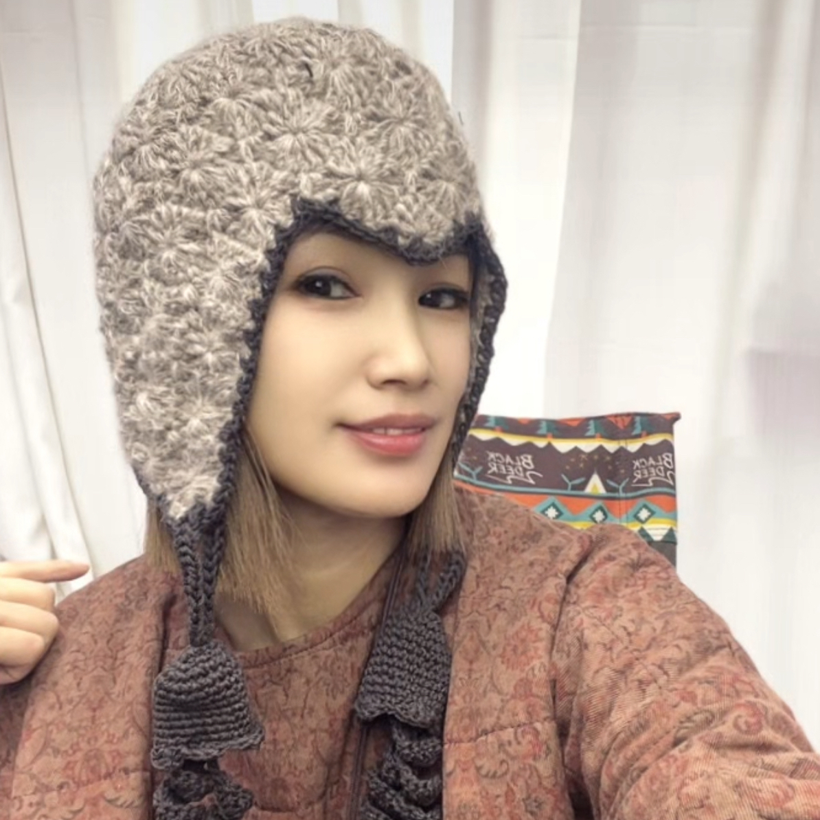 帽子新款复古川西民族风手工针织流苏护耳铃铛帽包头绑带花色随机