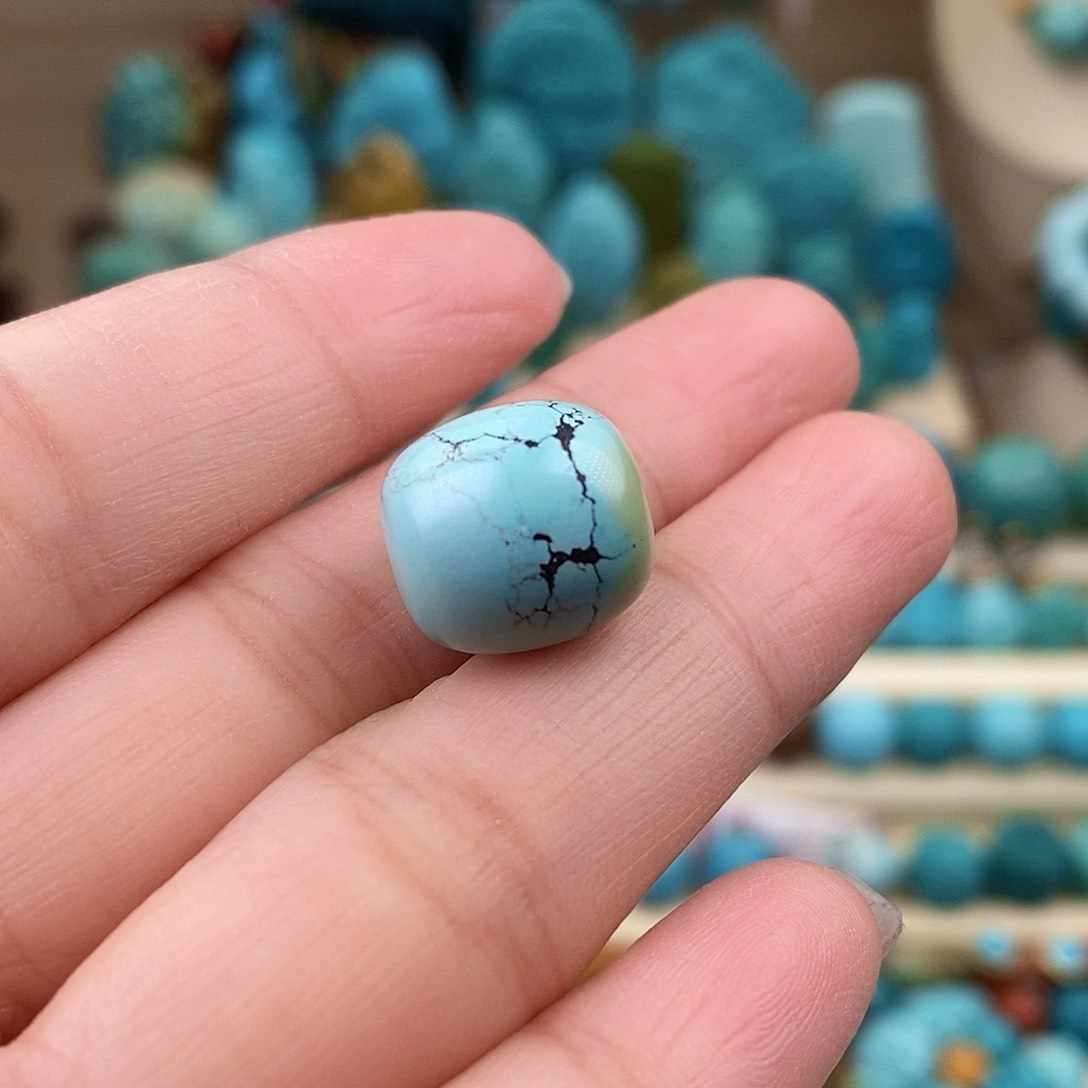 绿松石珠宝奇石未镶嵌12.3×13