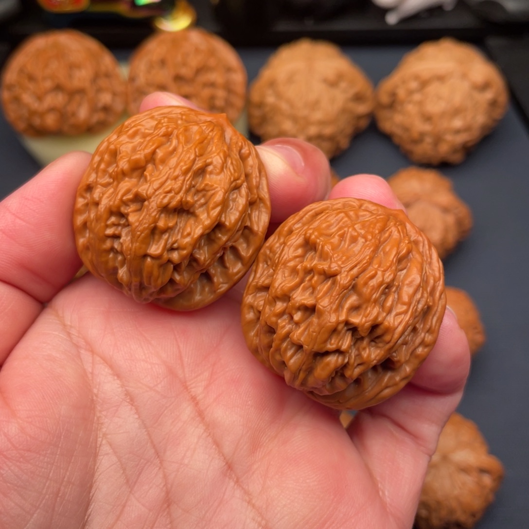 文玩核桃把件35手捻麦穗虎，轻修