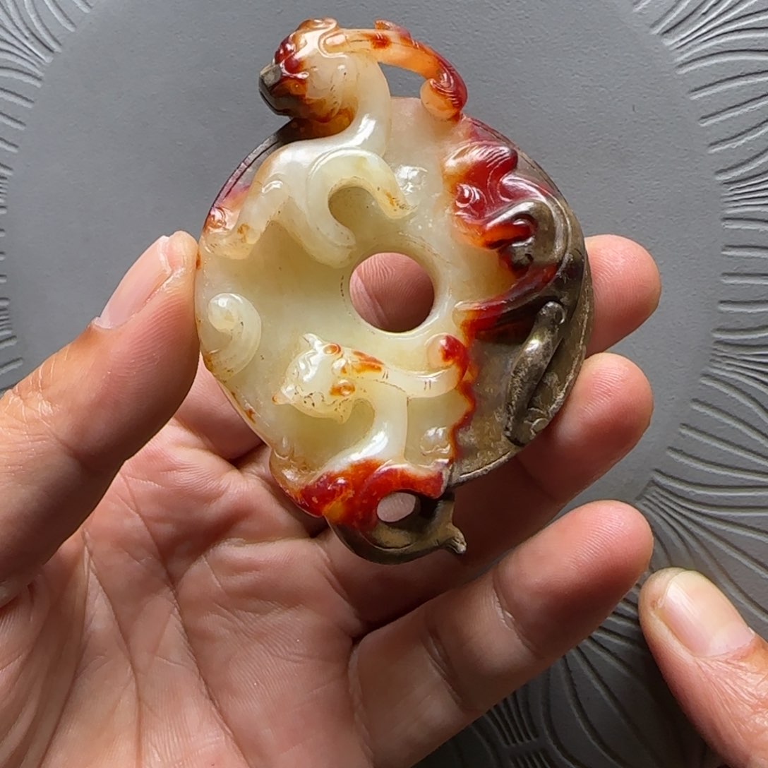 和田玉挂件未镶嵌贵*