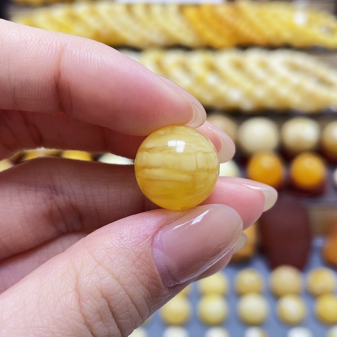琥珀裸石未镶嵌蜜蜡圆珠15mm