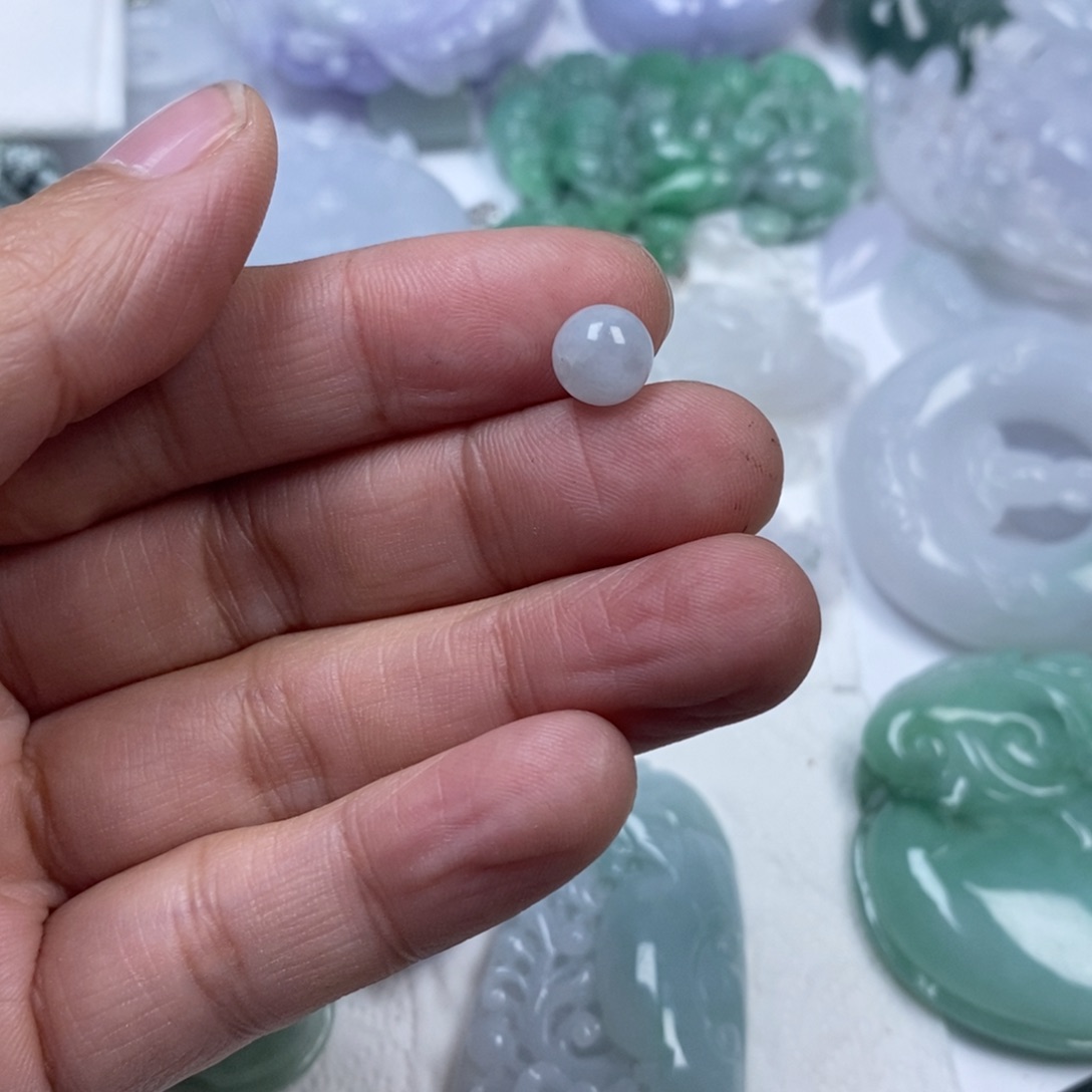 颈饰未镶嵌翡翠筱**韵翡翠