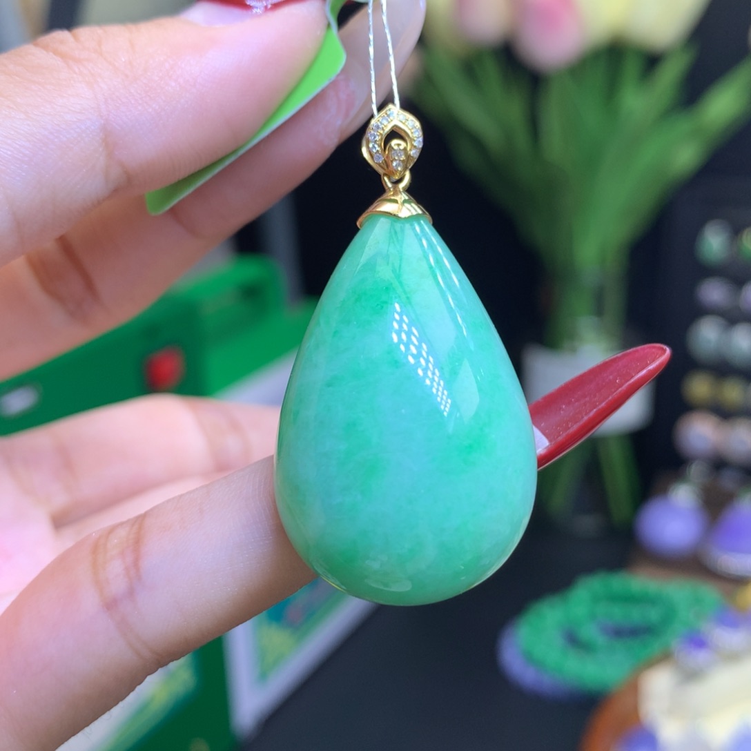 翡翠颈饰18K金镶嵌天然