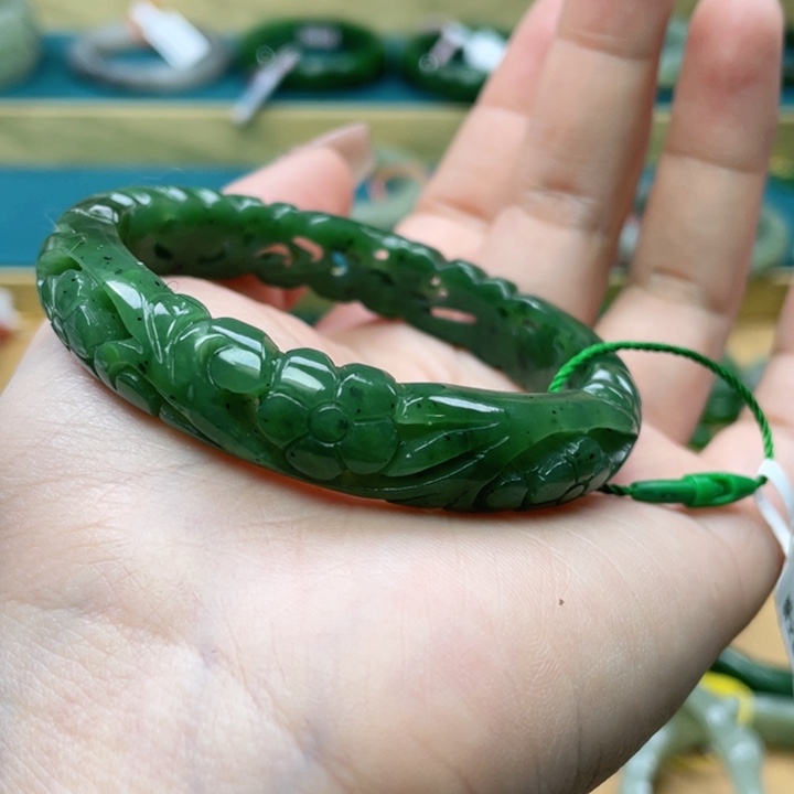 和田玉手镯55圈口  编号81未镶嵌用****0