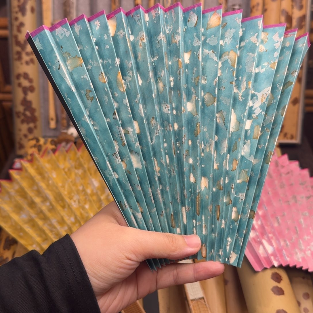 六***者扇子精品撒银扇面蓝色