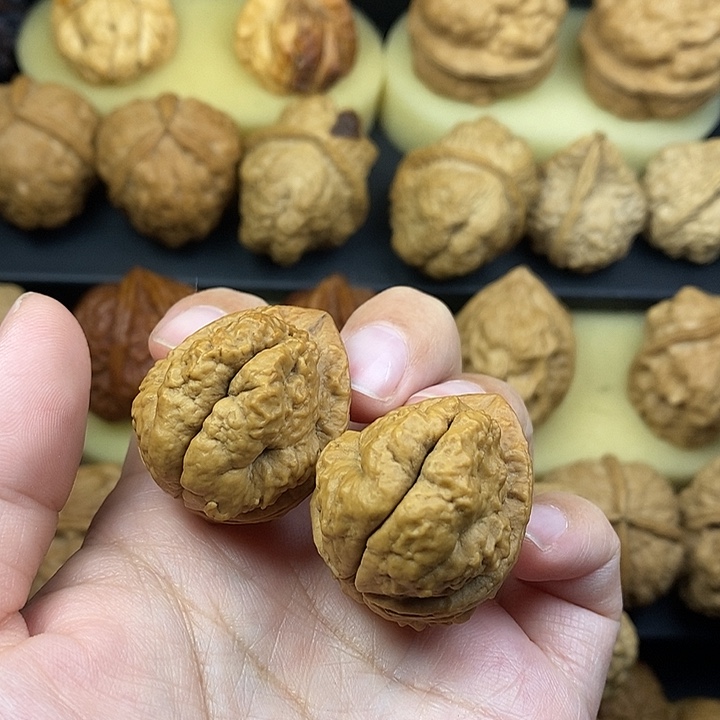 文玩核桃吊坠羊头蟾33