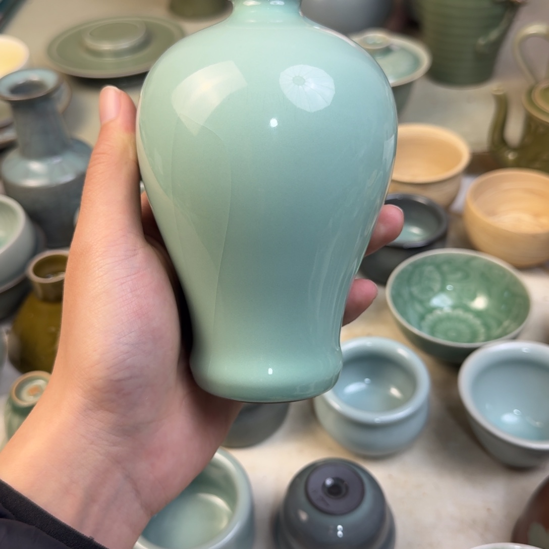 公***奶龙泉青瓷龙泉青瓷