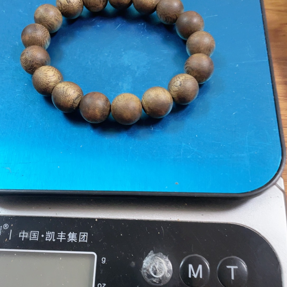 沉香木手串人**梦卡13